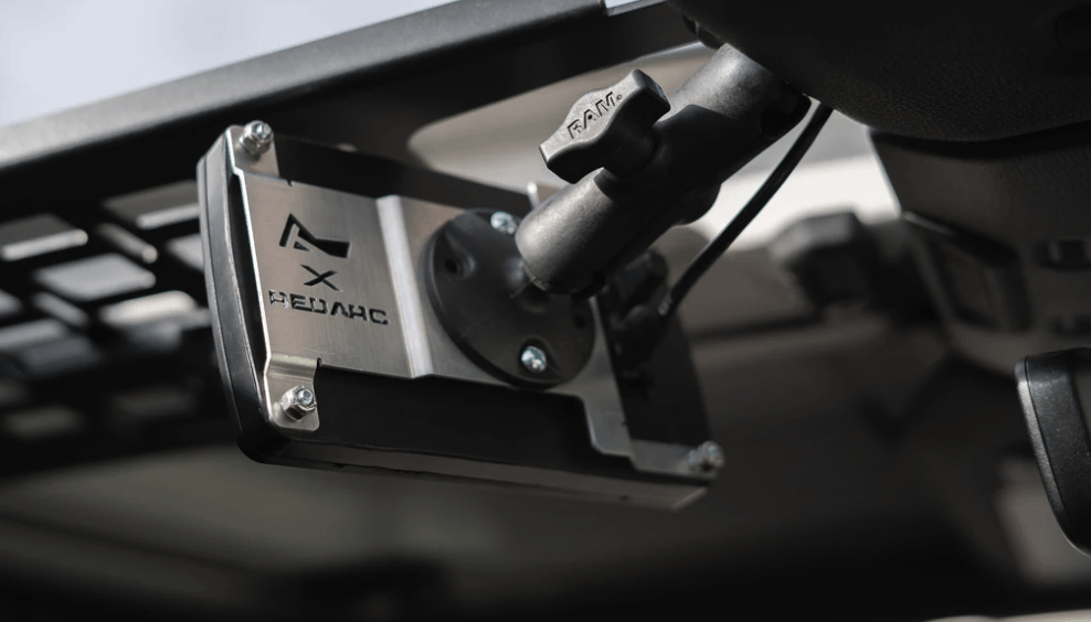 TrailRax REDARC Mount
