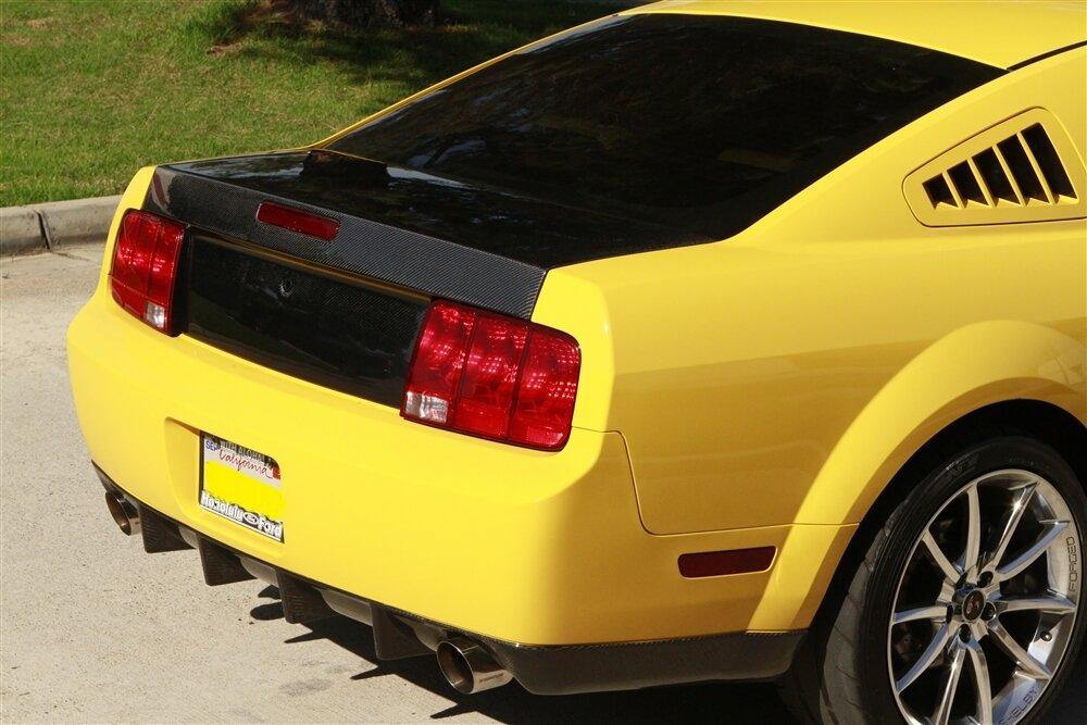 TruCarbon 2005-2009 Mustang Carbon Fiber CS4 Trunk Lid