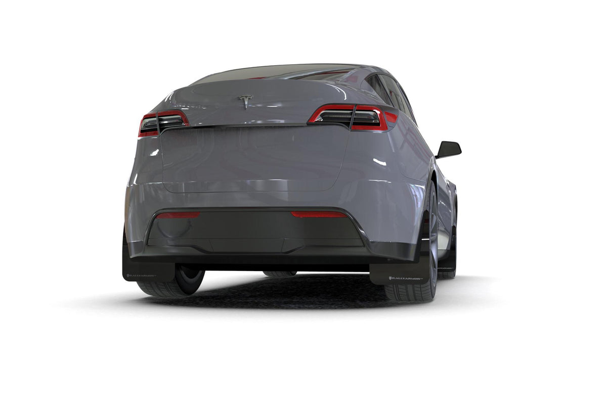 Rally Armor Black Mud Flap/Metallic Black Logo (2020-2025 Y) - MF72-UR-BLK/MBK
