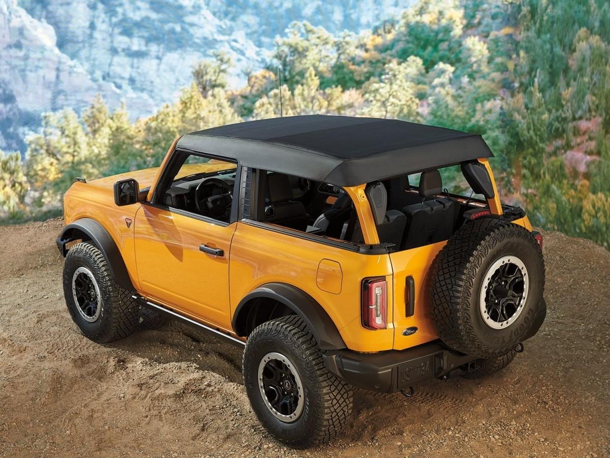 Ford Soft Top Trektop Black Vinyl 2-Door Bronco 2021 - VM2DZ-54501C24-C