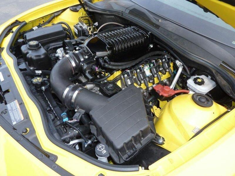 Whipple 2010-2015 Camaro W175FF (2.9L) SC Kit - No Flash Tool / Intercooled / 9-10psi / Black